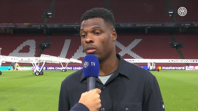 场挑战阿贾, 明自己非常