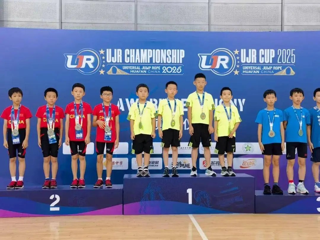 盛大举行, amp, 指导和家长