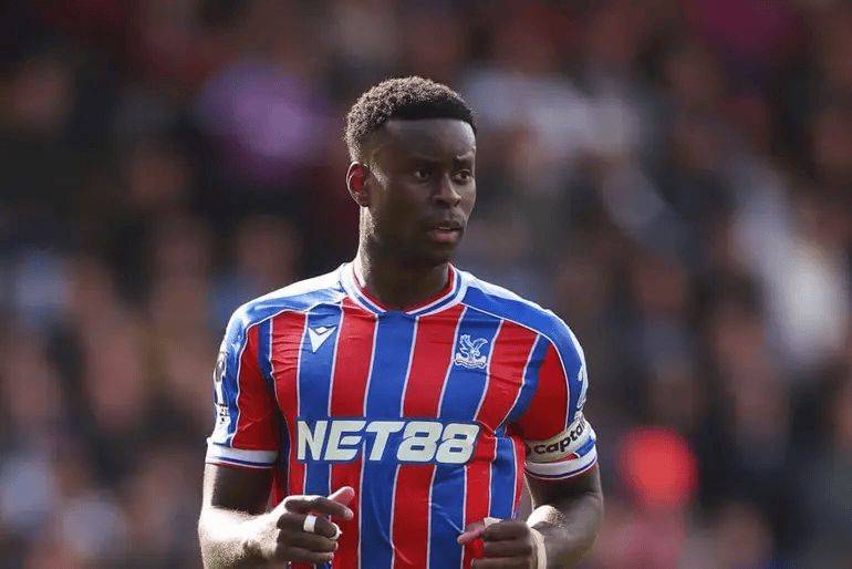 浦在冬窗签, 俱乐部自由, 始料未及